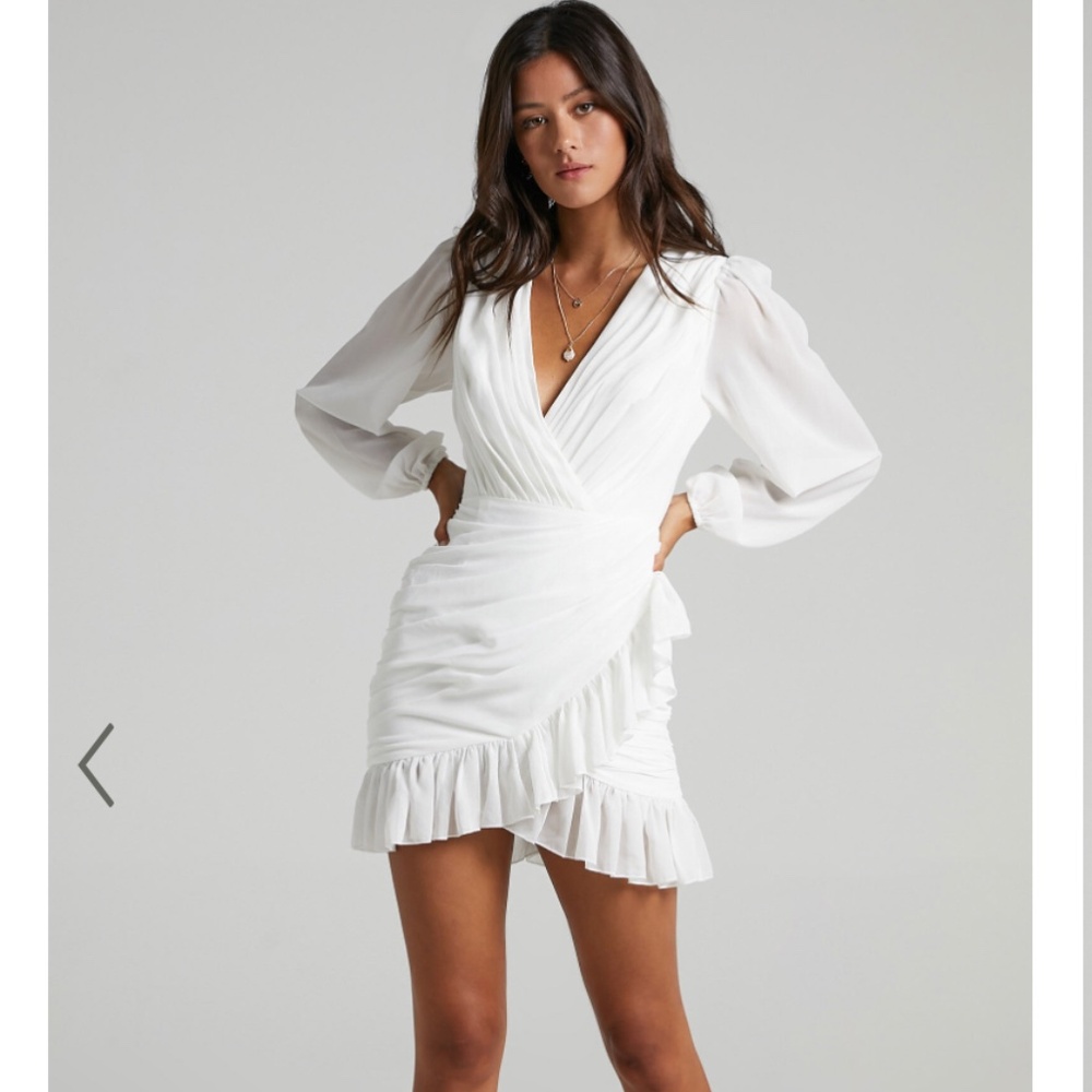 NWT White Showpo Dress